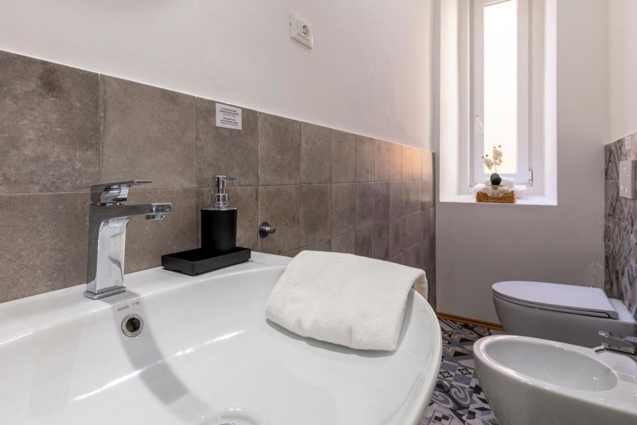 טריאסטה Lovely Guest-Room With Private Bathroom מראה חיצוני תמונה